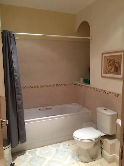 Apartamento Converted Chapel Filey Floor To Ceiling Arch Window