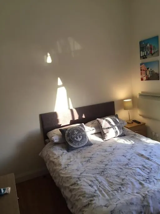 Apartamento Converted Chapel Filey Floor To Ceiling Arch Window